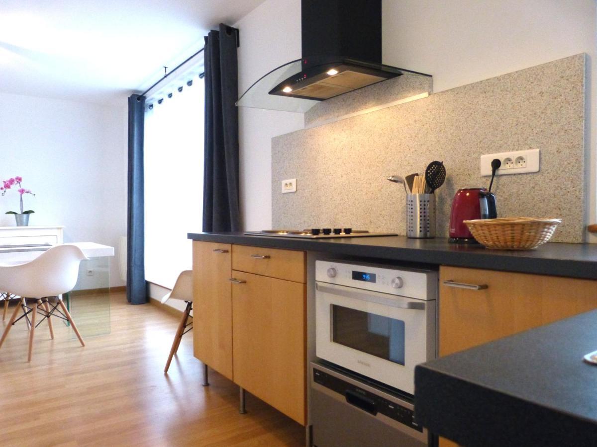 Le 99B Modern Apartment Queen Size Bed Connected Tv Hallennes-lez-Haubourdin Exterior foto